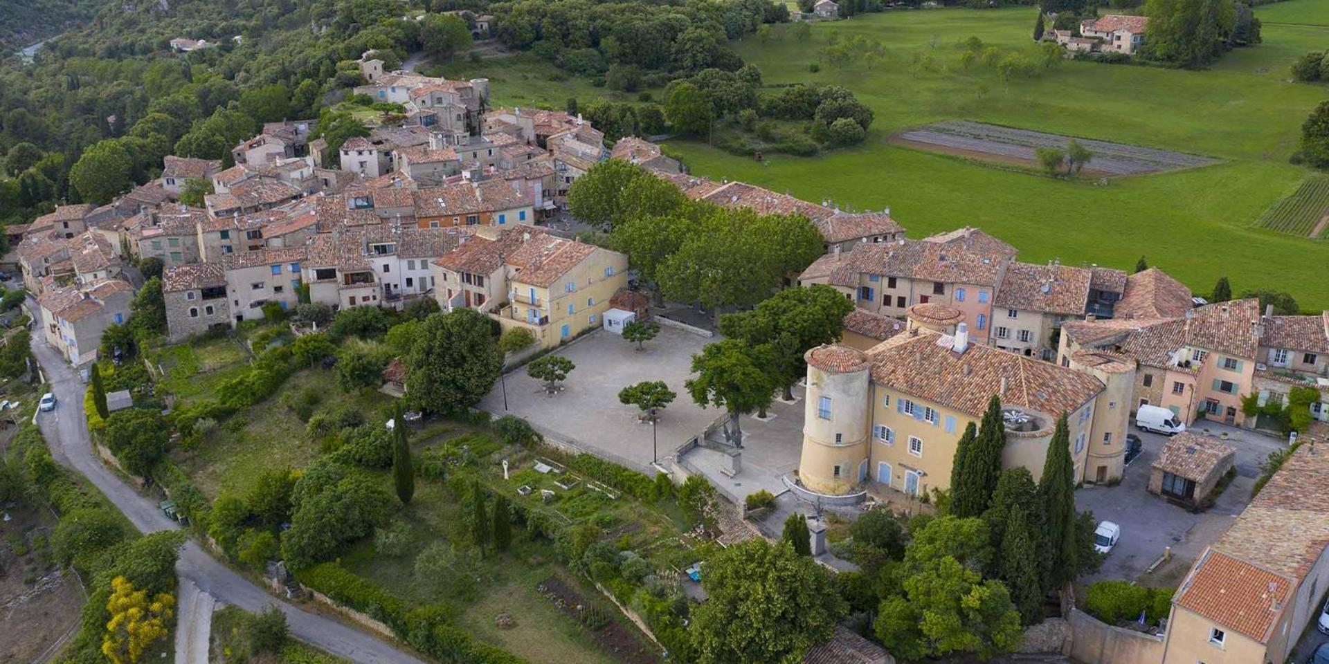 Au Coeur Du Village Provencal Tourtour Exterior foto